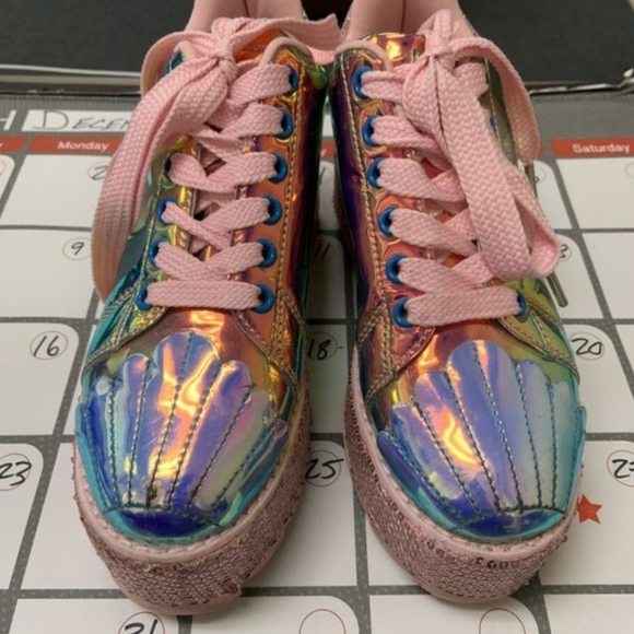 Like New Y.R.U Lala Size 7 Mermaid Platform Sneak - Picture 2 of 4